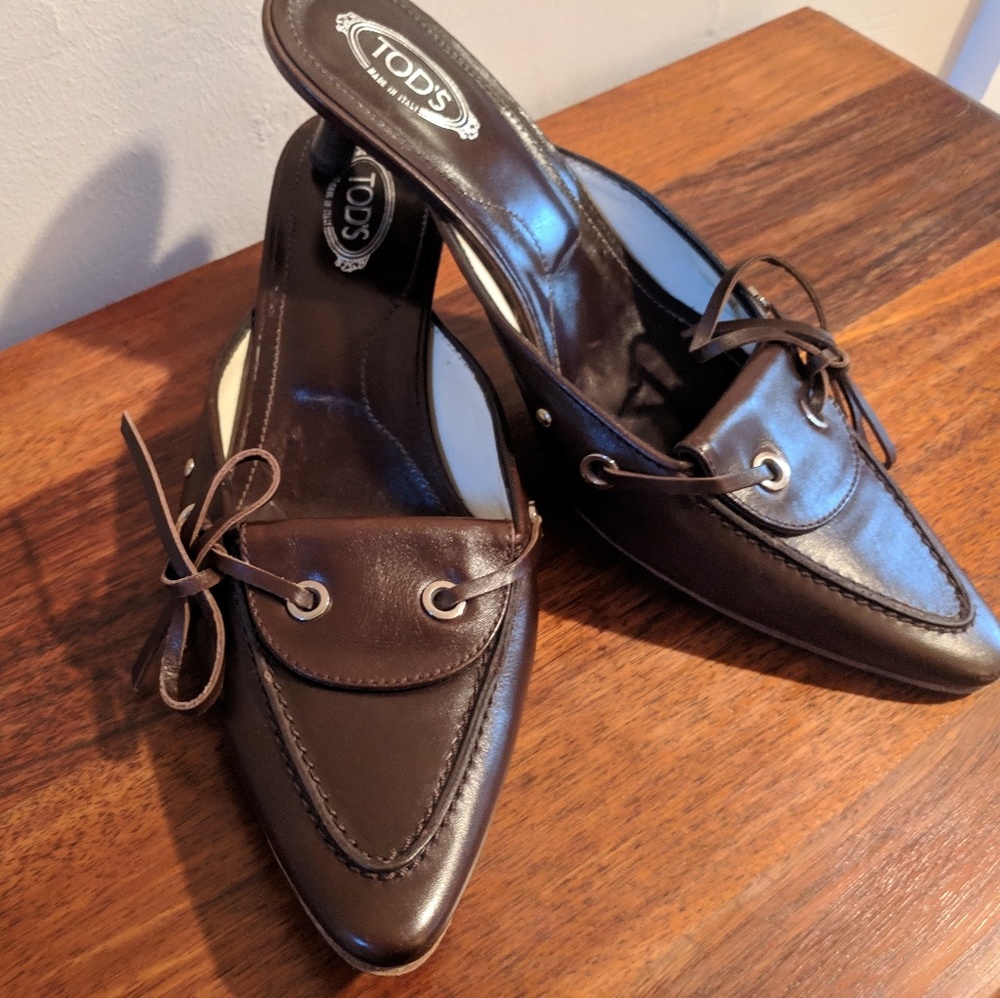 Tod's brown leather mules